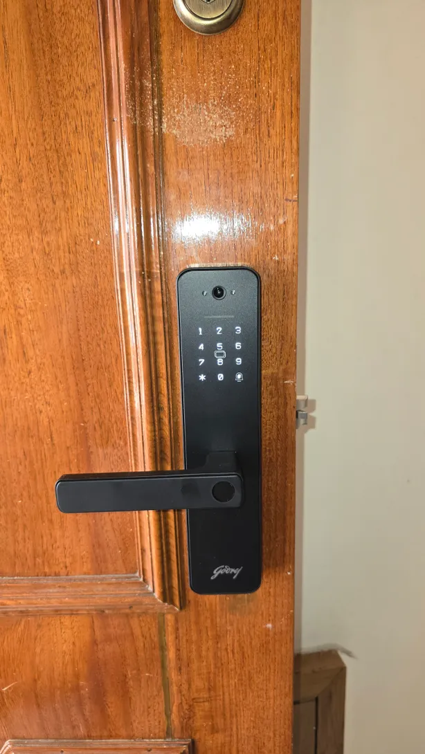 best smart lock brands in India 2026,smart lock India,best smart lock in India,best digital lock for main door,digital door lock for home HoumeIndia